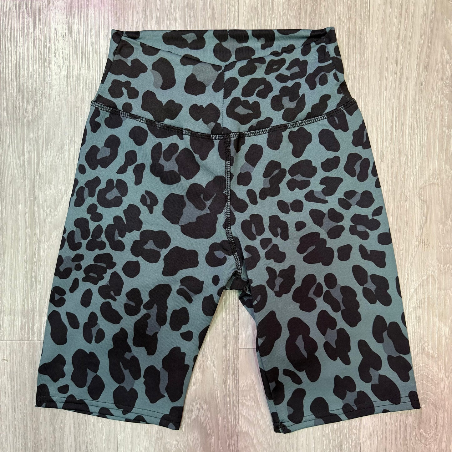 Short biker suplex talla M
