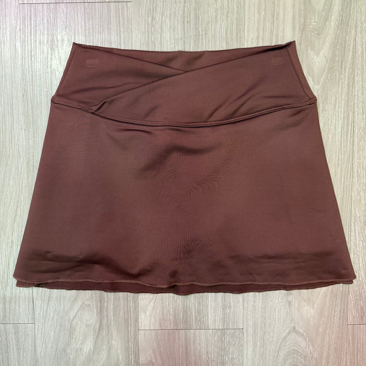 Falda short pretina cruzada