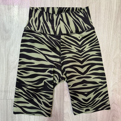 Short biker suplex talla M