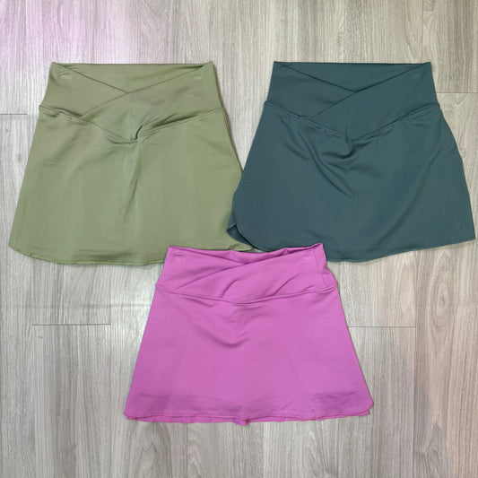 Falda short pretina cruzada